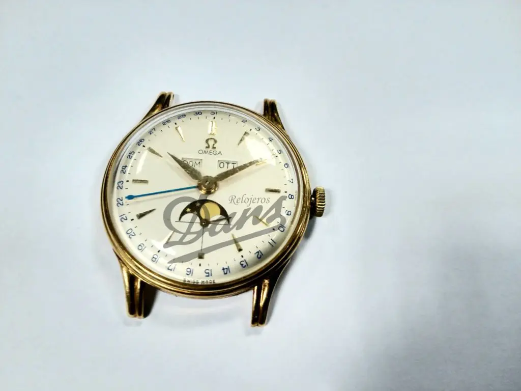 Omega Cosmic triple calendario y fase lunar Omega Cosmic triple calendario y fase lunar