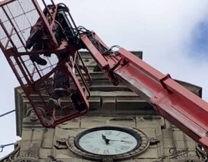 Revisión reloj monumental del Instituto Eusebio da Guarda Coruña Dans relojeros